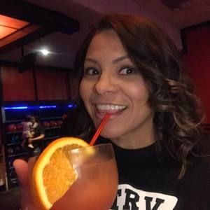 Meet your Posher, Corina